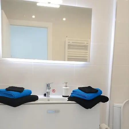 Nieuw Met Zeezicht En Alle Comfort