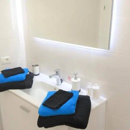 Nieuw Met Zeezicht En Alle Comfort Daire